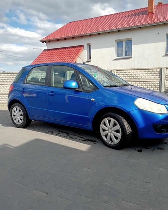 Suzuki SX4 cena 14500 przebieg: 246000, rok produkcji 2006 z Pieniężno małe 67